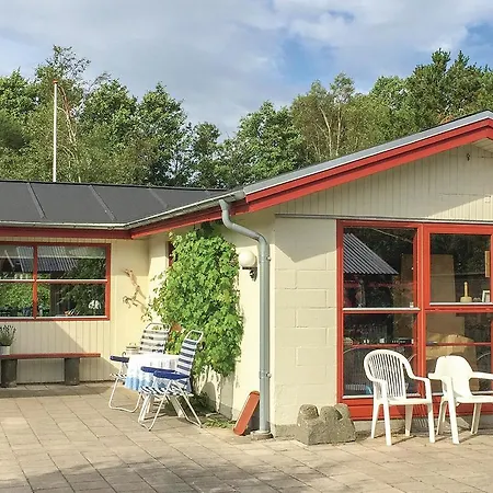 בית נופש Two-bedroom Holiday In *